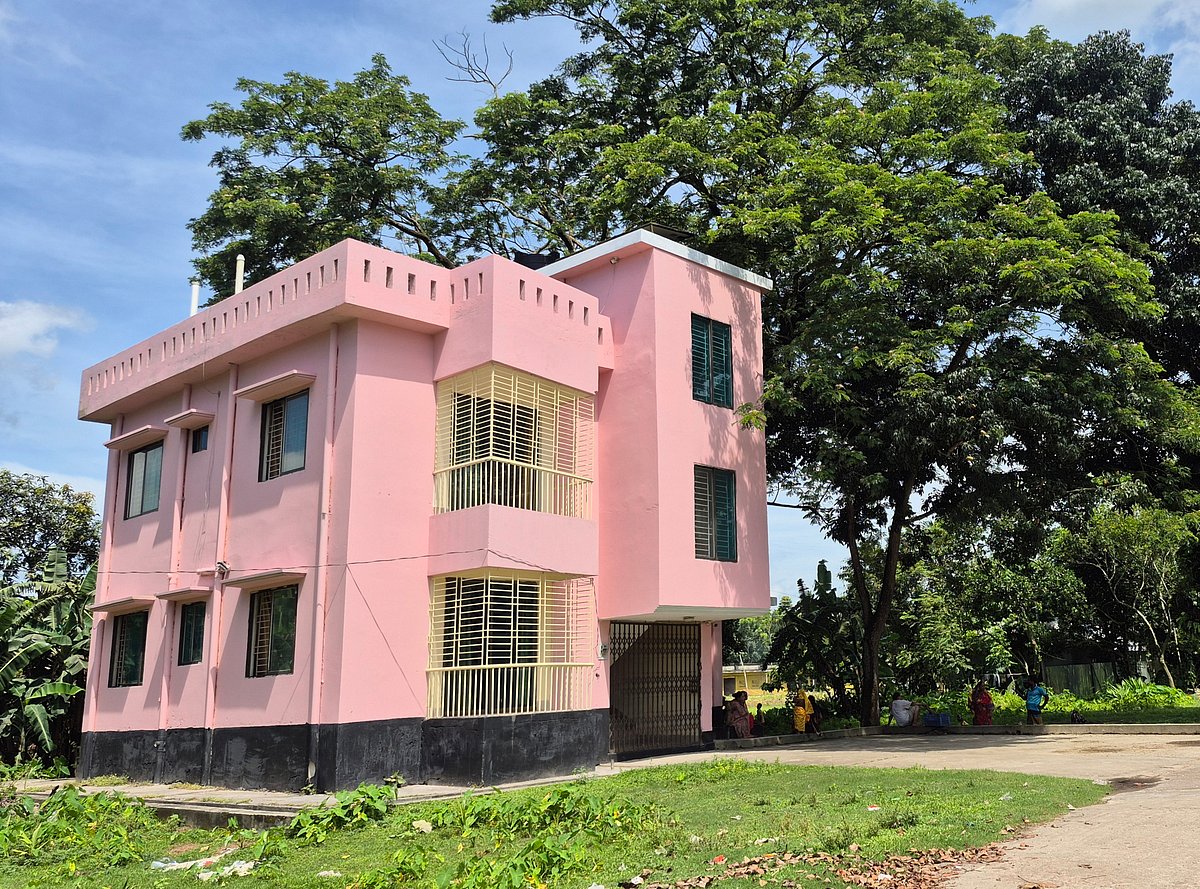 ৭০ লাখ টাকা ব্যয়ে অতিথিশালা, ১৪ বছরেও থাকেননি কোনো পর্যটক
