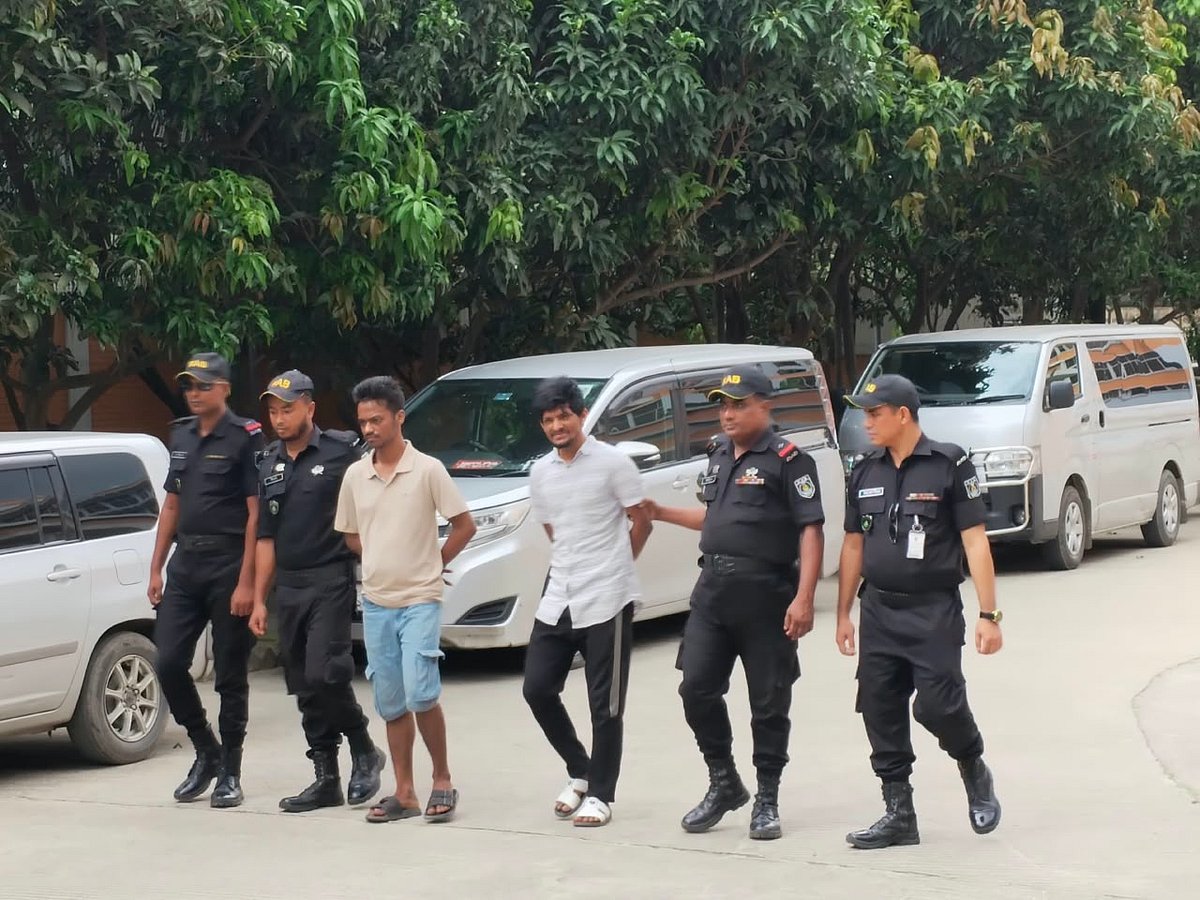 হ্যাঁচকা টানে শিক্ষিকা নিহতের ঘটনায় র‍্যাবের গ্রেপ্তার করা তিনজন জড়িত নন, দাবি ডিবির