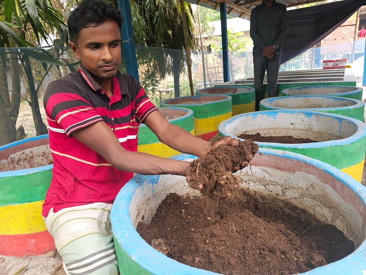 A farmer’s shift to vermicompost is helping improve local agriculture