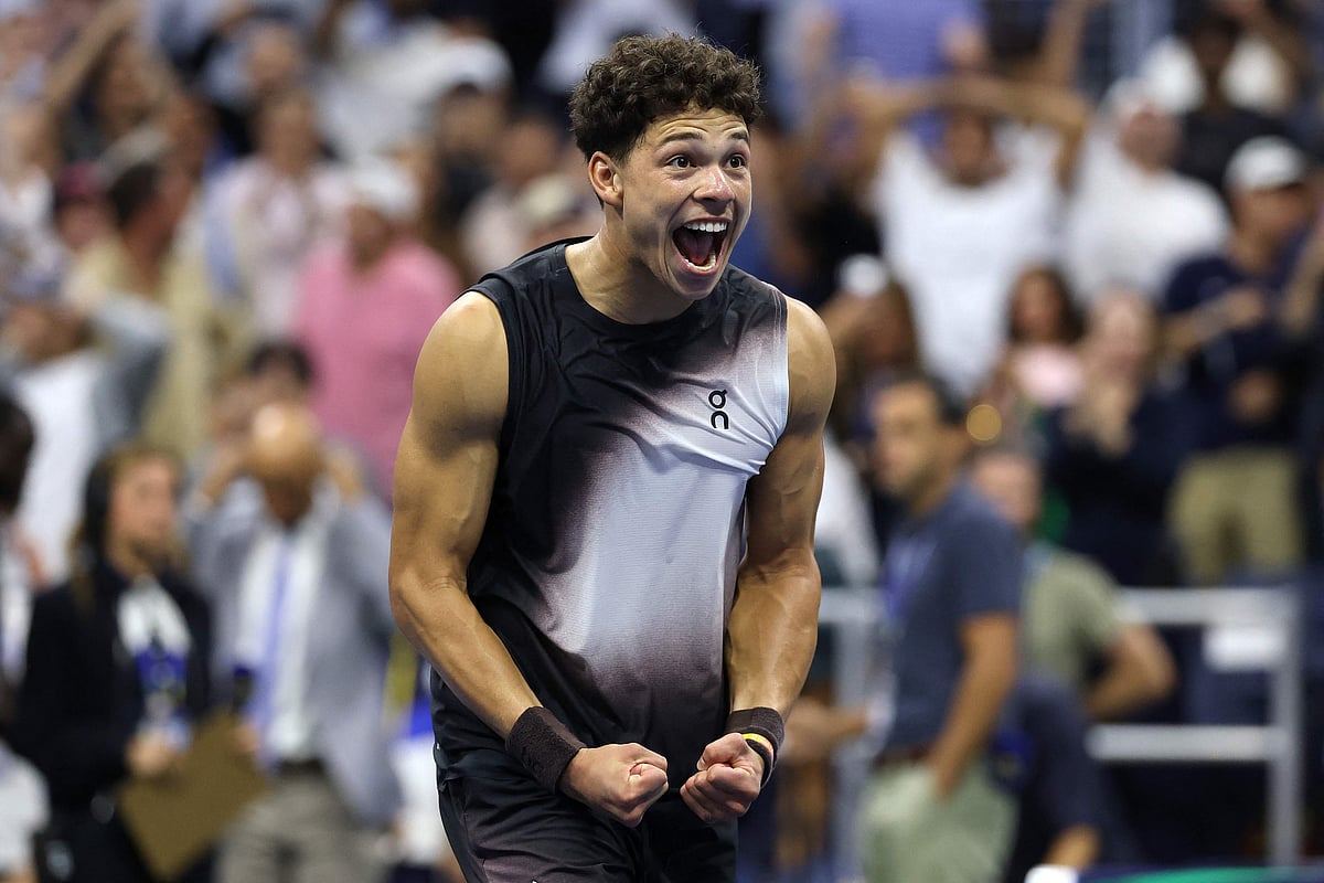 Ben Shelton stuns Carlos Alcaraz to reach the semifinals in New York
