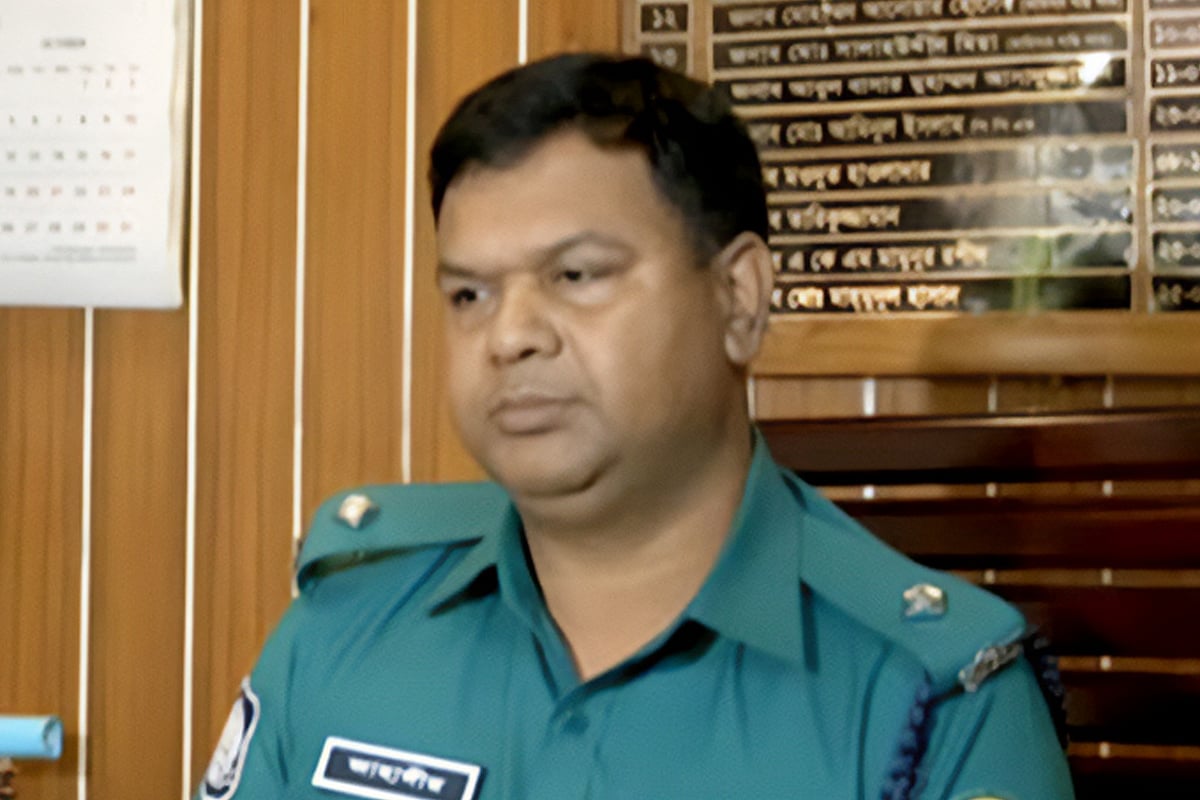 মিরপুরে স্বাস্থ্যসেবা কেন্দ্রে হামলার ঘটনার পর শাহ আলী থানার ওসি প্রত্যাহার
