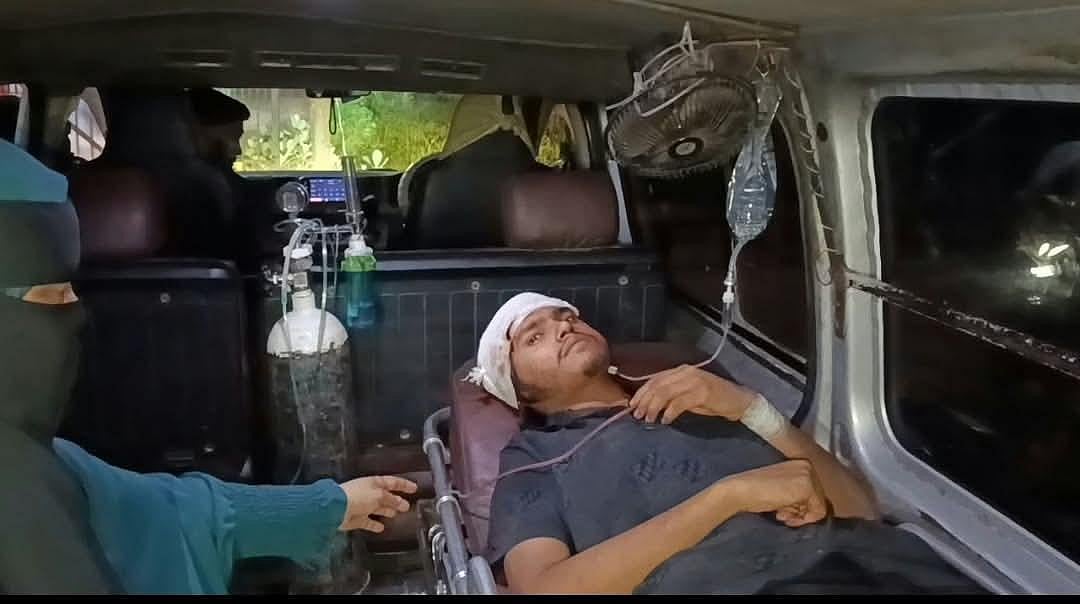 বন্ধুকে পেছনে নিয়ে যাচ্ছিলেন তরুণ, হঠাৎ হাতুড়িপেটা করে মোটরসাইকেল-মুঠোফোন ছিনতাই