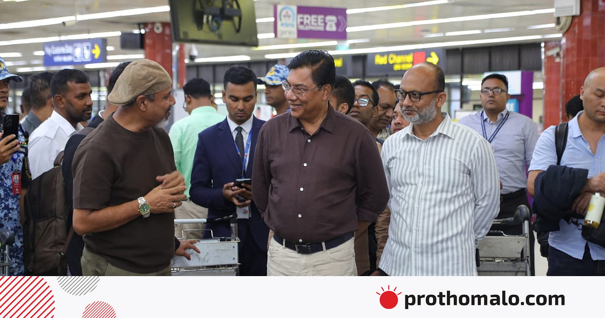 শাহজালাল বিমানবন্দরে আকস্মিক পরিদর্শনে মন্ত্রী শাহজালাল বিমানবন্দরে আকস্মিক পরিদর্শনে মন্ত্রী