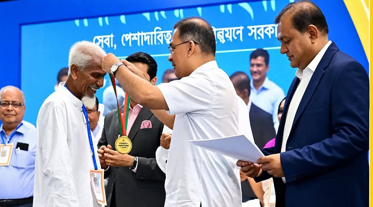 রাষ্ট্রীয় সম্মাননা পেলেন গাইবান্ধার ‘এক টাকার মাস্টার’, পাবেন অবসর ভাতা