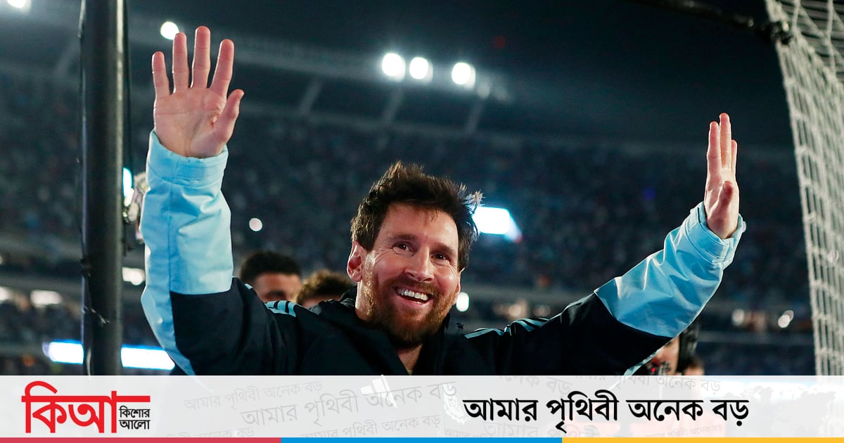 লিওনেল মেসি: লাল কার্ড দিয়ে শুরু, লেজার শোতে শেষ লিওনেল মেসি: লাল কার্ড দিয়ে শুরু, লেজার শোতে শেষ