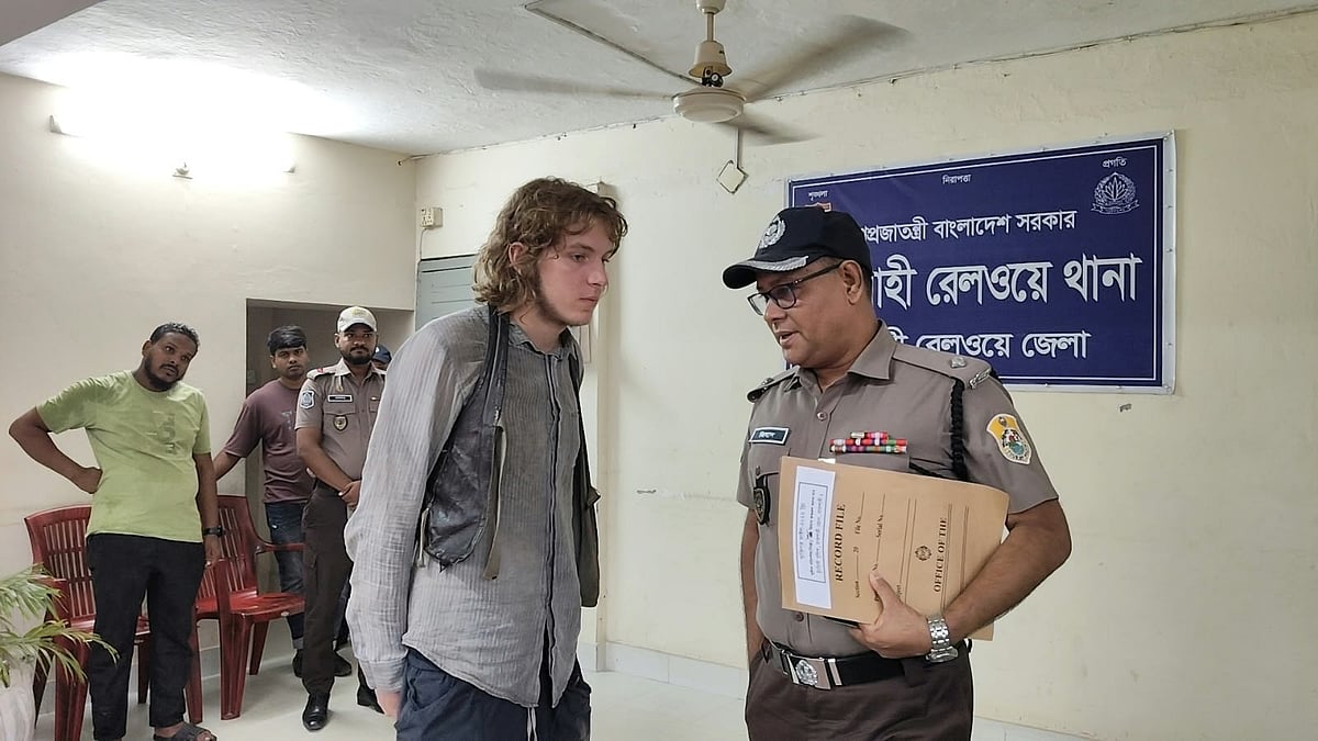 চুরি যাওয়া ল্যাপটপের অবস্থান জানালেন জার্মান পর্যটক, তবু কেন উদ্ধার হচ্ছে না