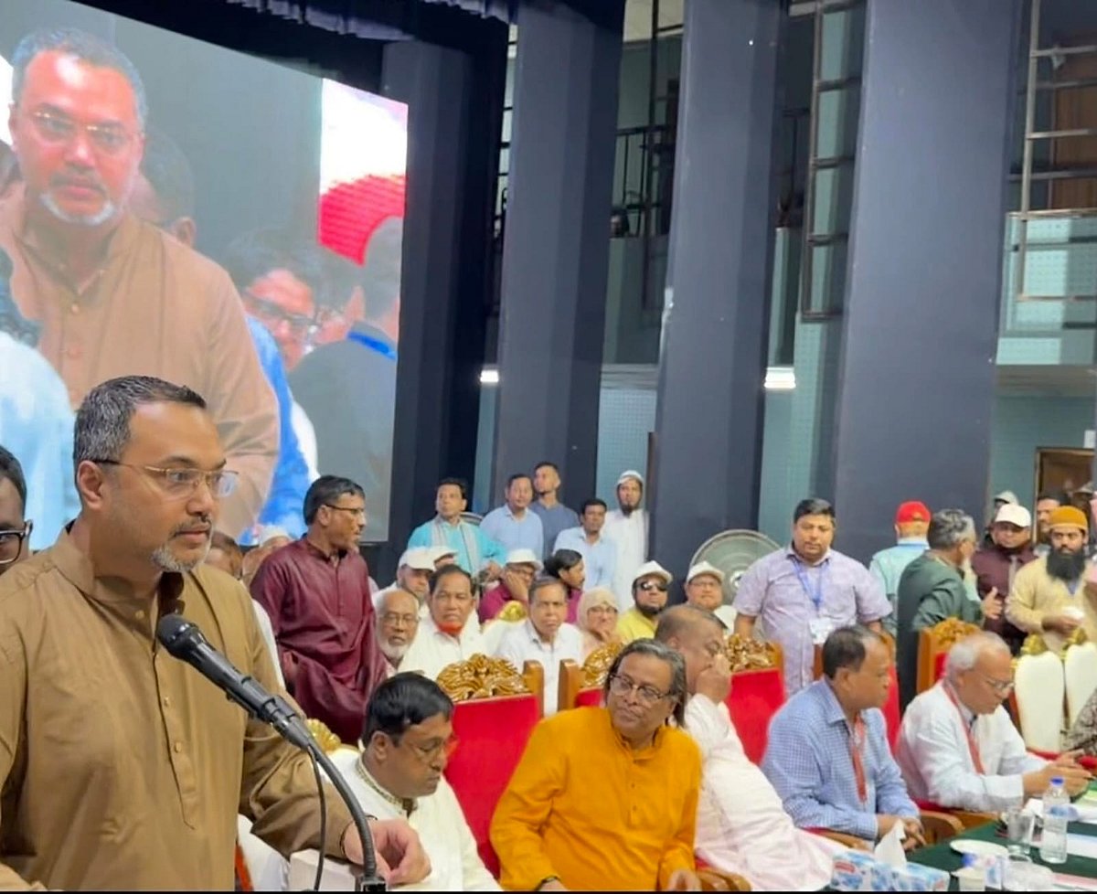 ফ্যাসিবাদী সরকারের সময় হামলা-মামলার শিকার শিক্ষকদের উপযুক্ত মূল্যায়ন করা হবে: মাহদী আমিন