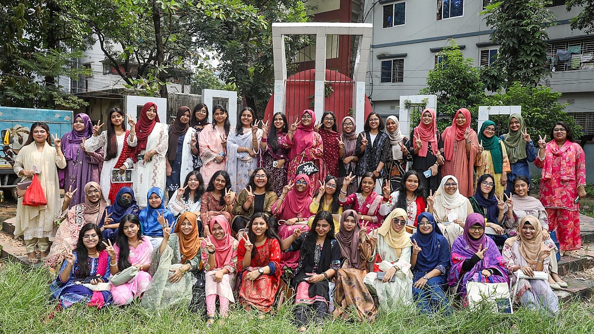 ছবি: মীর হোসেন
