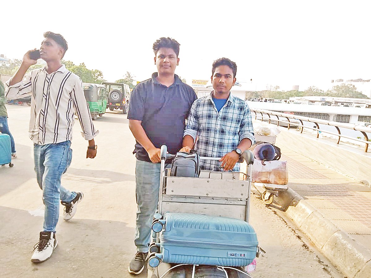 বিমানবন্দরে হুতিদের হামলার পর সৌদিতে কর্মসংস্থানে নতুন ধাক্কা