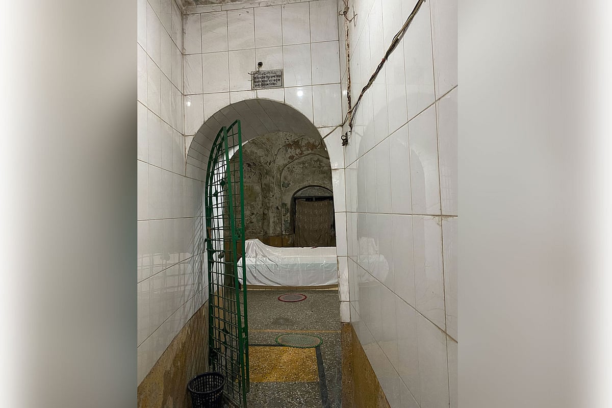 পুরান ঢাকায় চম্পা বিবির সমাধি, শায়েস্তা খানের সঙ্গে তাঁর কী সম্পর্ক ছিল