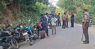 কক্সবাজারে সড়কে প্রকাশ্যে অস্ত্র হাতে মুখোশধারীরা, ৫০-৬০ যানবাহনে লুটপাট