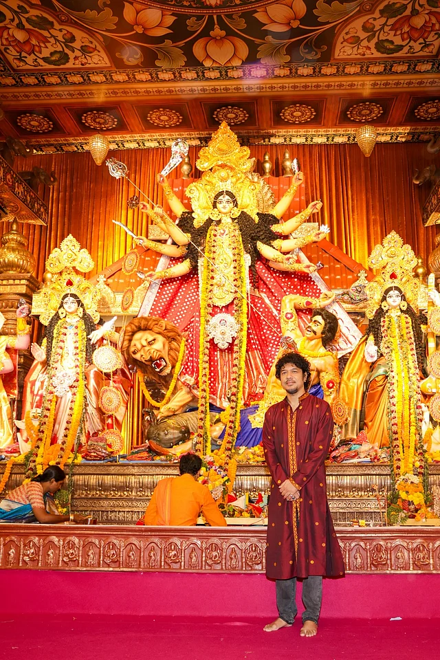 পাঞ্জাবির লুকে এসেছিলেন গায়ক পাপন।
