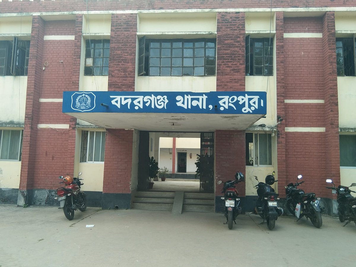 স্যার, ও এমন চোর খালি ধরা পড়ে, জরিমানা দিতে দিতে আমার সব শেষ