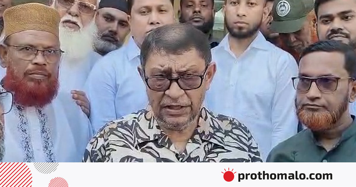 হাসপাতালে হঠাৎ মন্ত্রীর পরিদর্শন, ৫ জনের বিরুদ্ধে ব্যবস্থা নেওয়ার নির্দেশ হাসপাতালে হঠাৎ মন্ত্রীর পরিদর্শন, ৫ জনের বিরুদ্ধে ব্যবস্থা নেওয়ার নির্দেশ