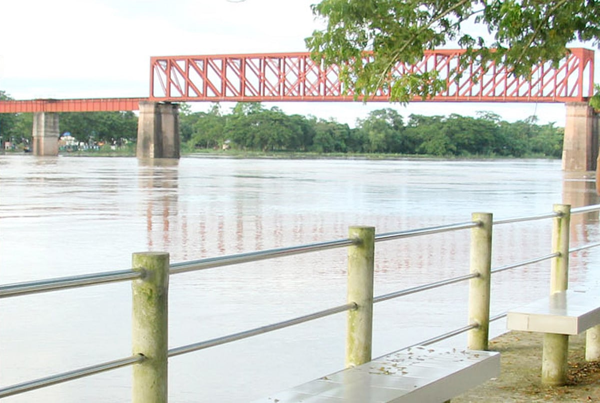 সিলেটের কুশিয়ারা নদীর ফেঞ্চুগঞ্জ পয়েন্ট। সম্প্রতি তোলা ছবি।