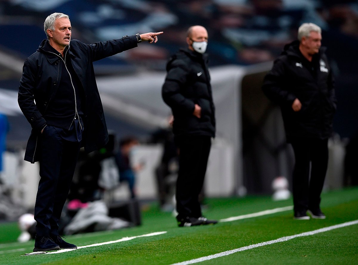 শেষ মুহূর্তের পেনাল্টিতে জয় পায়নি দল, মরিনিও তাই ভালোই খেপেছেন।