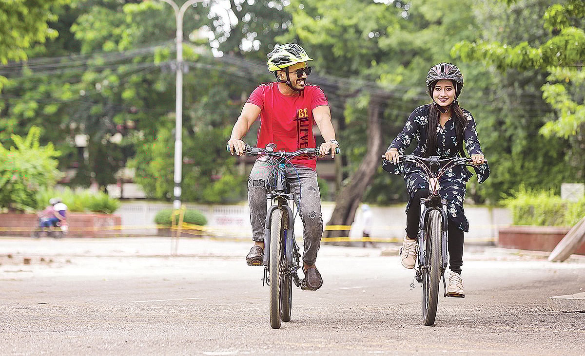 সমতল পথে সাইকেল চালালে ক্ষতি কম হয়