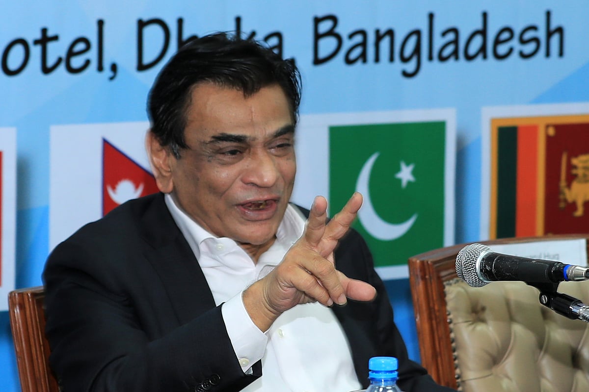 টানা চতুর্থবারের মতো বাফুফে সভাপতি নির্বাচিত হয়েছেন কাজী সালাউদ্দিন।