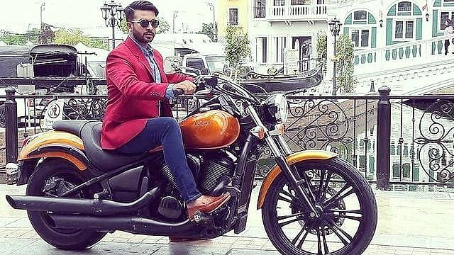 ফেসবুক পেজ সক্রিয় করার পাশাপাশি শাকিব এখন নিজের ইনস্টাগ্রাম অ্যাকাউন্টও চালু করলেন।