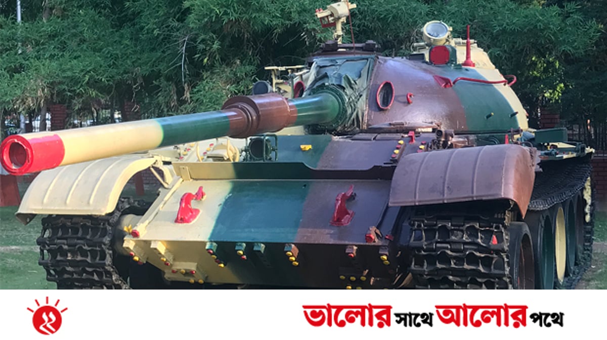 Styuardessalar erotik filmini onlayn tomosha qiling Porno video dvchina jinsiy aloqa uchun yigitni aldash onlayn