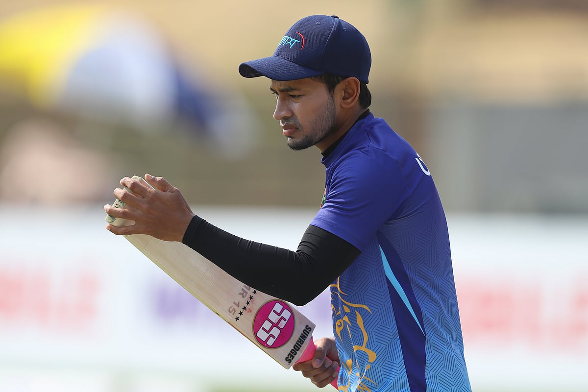 দেশের জন্য খেলতে মুখিয়ে মুশফিকুর রহিম।