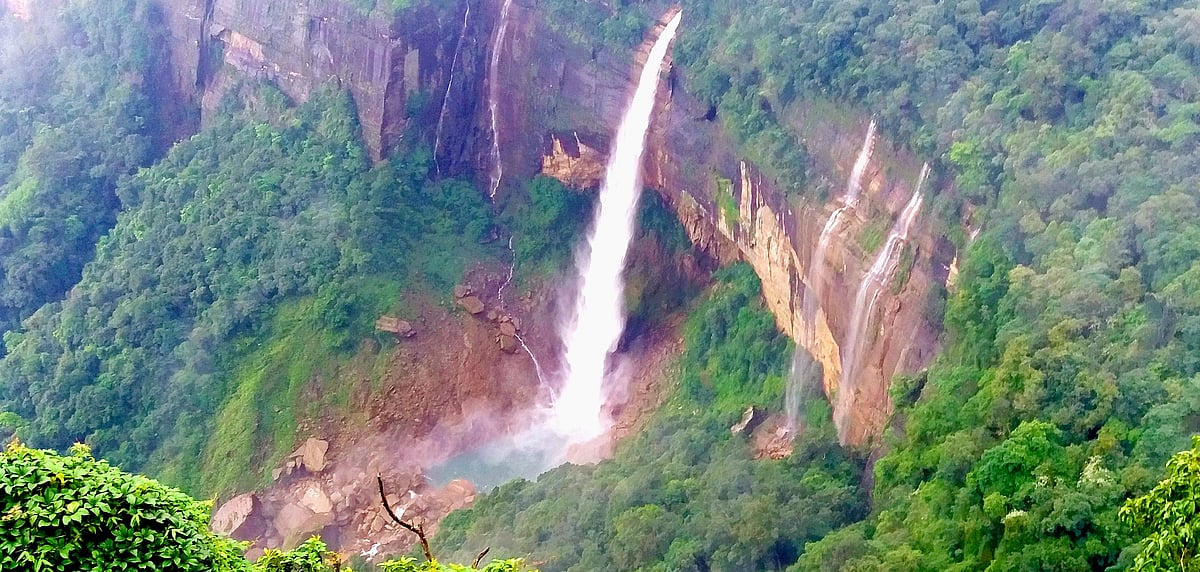 নোহ কা লিকাই ঝরনা