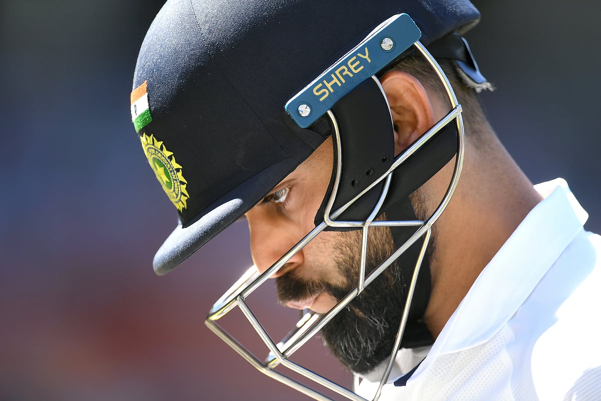 কোহলির নেতৃত্ব নিয়ে প্রশ্ন উঠছে।