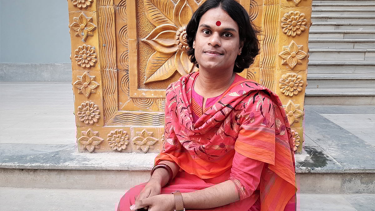 Kichkina sarkma kokrak pornosini onlayn tomosha qiling Porno Bilan Bulutli