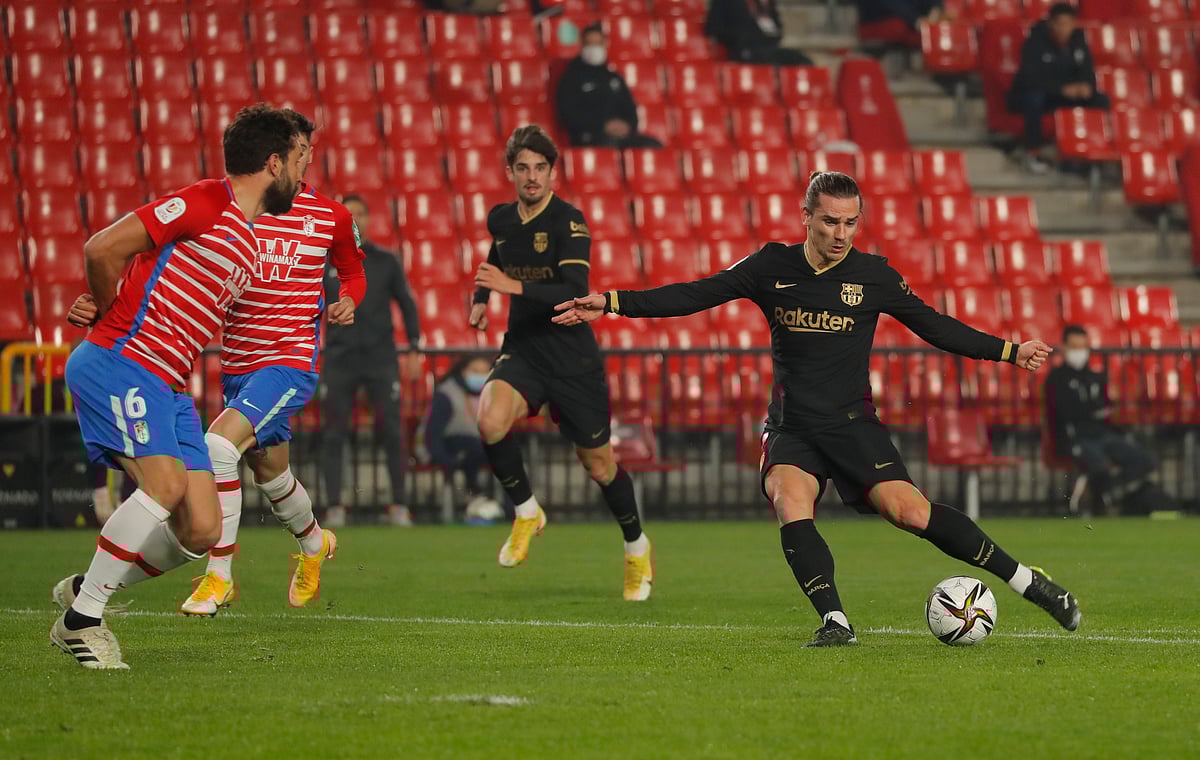 জোড়া গোল করেছেন গ্রিজমান