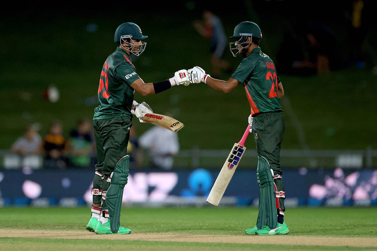 সৌম্য–নাঈম হতাশ করেছেন