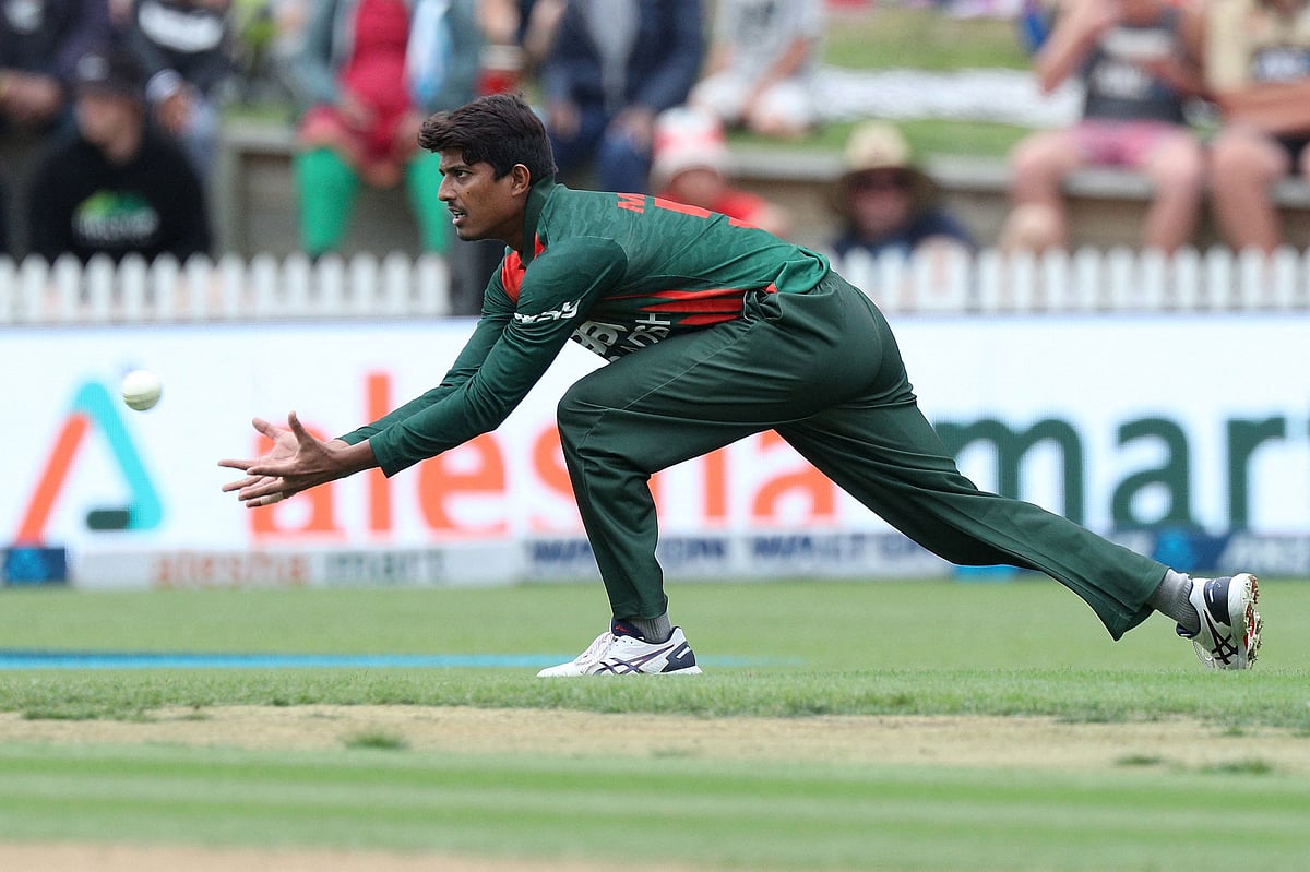 বাংলাদেশের অফ স্পিনার মেহেদী হাসান।