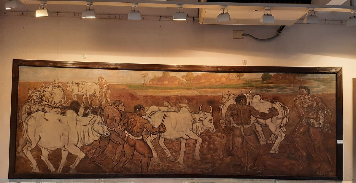 এস এম সুলতানের চিত্রকর্ম ‘জমি চাষ’। উন্নত প্রযুক্তিতে নতুনরূপে মেরামত করে জীবনকাল দীর্ঘস্থায়ী করার ব্যবস্থা করা হয়েছে ছবিটির। গতকাল বৃহস্পতিবার তোলা