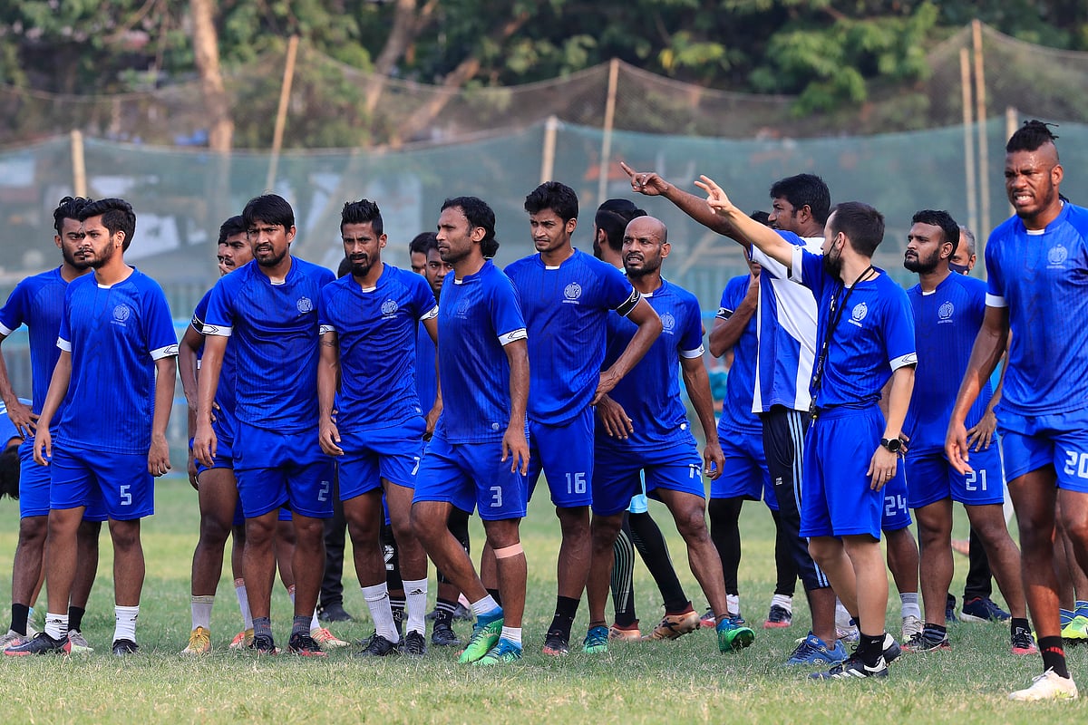 এএফসি কাপ থেকে বাদ দিয়ে দেওয়া হলো আবাহনীকে।