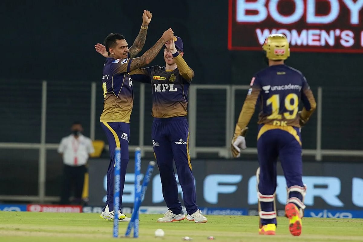 নারাইন কলকাতার বোলিংয়ের ধার বাড়িয়েছেন।