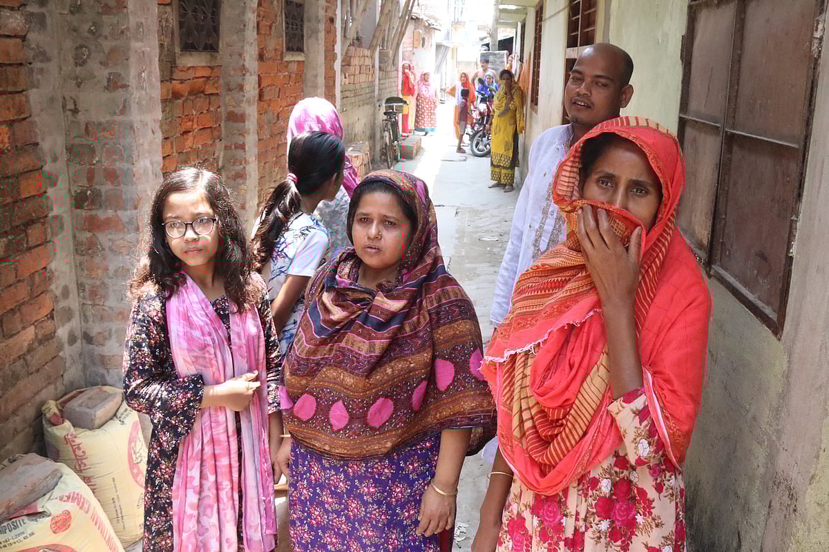 রাজশাহী আলিফ লাম মিম ভাটা এলাকায় সিটি করপোরেশনের বিতরণ করা ইফতারি খেয়ে ডায়রিয়ায় আক্রান্ত হওয়ার কথা বলছেন এলাকাবাসী। আজ শুক্রবার দুপুর ১২টার দিকে তোলা