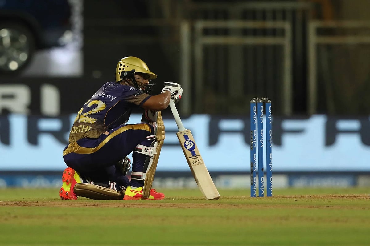 রাজস্থানের বিপক্ষে কলকাতার ইনিংসে সর্বোচ্চ ৩৬ রান করেছেন রাহুল ত্রিপাঠি।