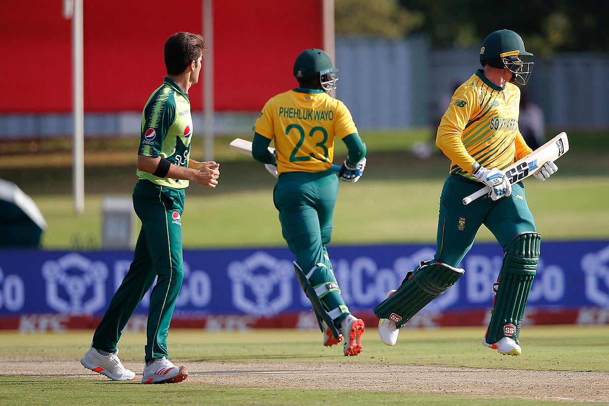 বাবর আজমের দুর্দান্ত ইনিংস সেদিন ঢেকে দিয়েছিল পাকিস্তানি বোলারদের ব্যর্থতা।