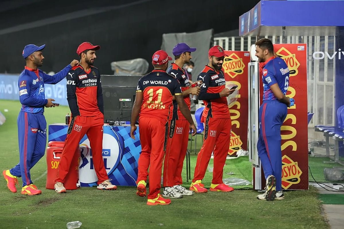 ভারতের করোনা পরিস্থিতি ভয়াবহ হলেও আইপিএল চলছে।