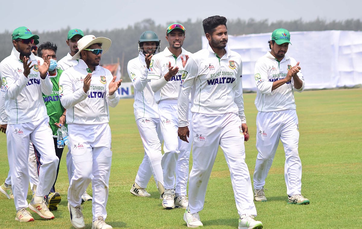 স্থগিত করা হয়েছে জাতীয় ক্রিকেট লিগ।