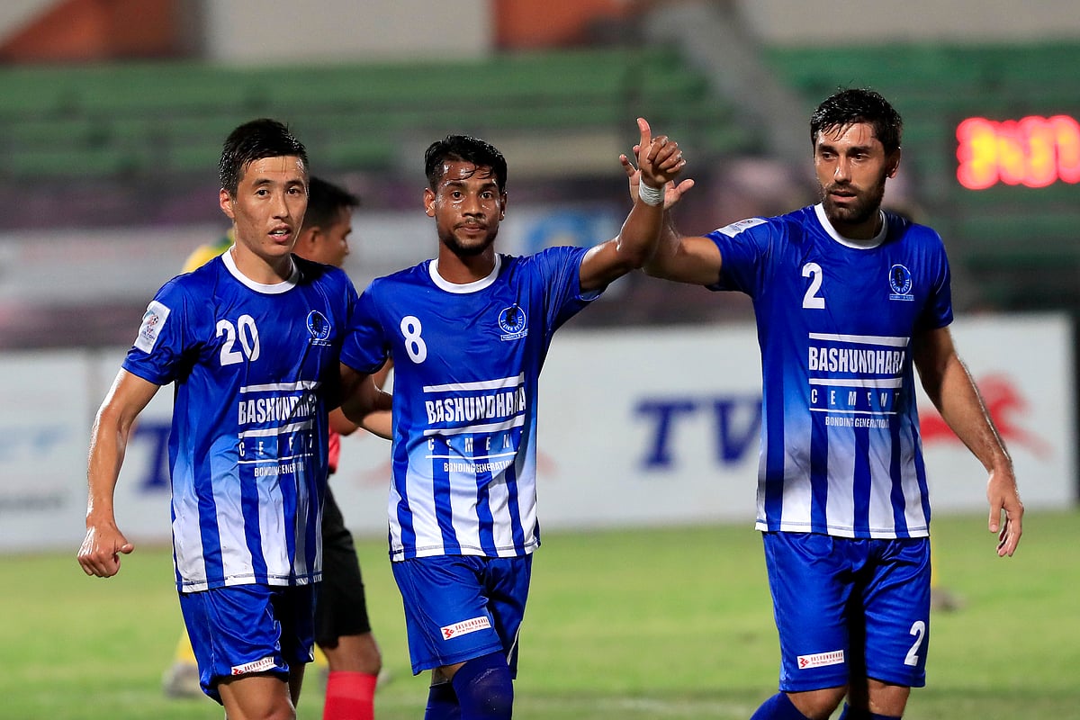 জয়ের পর শেখ রাসেলের ফুটবলাররা।