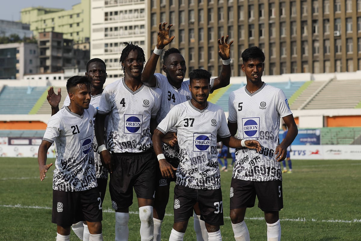 করনা বড় ধাক্কা দিল মোহামেডানকে।