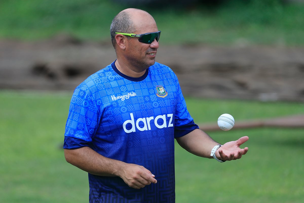 বাংলাদেশ দলের কোচ রাসেল ডমিঙ্গো