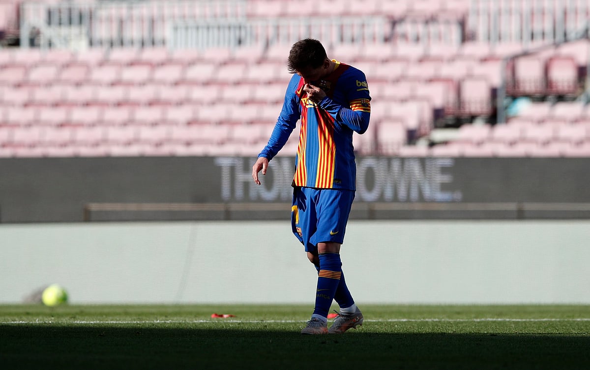 বহু চেষ্টাতেও গোল পেলেন না মেসি।