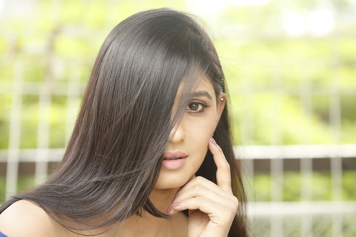 ঝরঝরে চুলের জন্য দরকার সঠিক শ্যাম্পু