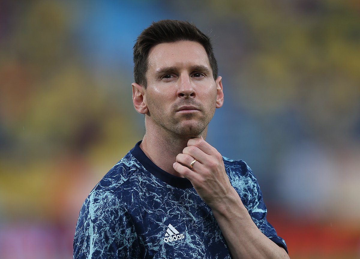 মেসি কি আর্জেন্টিনার মূল একাদশে?