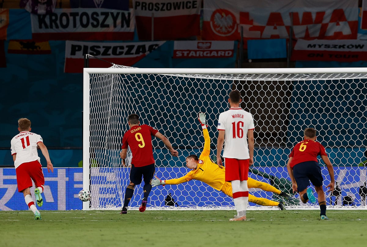 টানা চার পেনাল্টি মিস স্পেনের