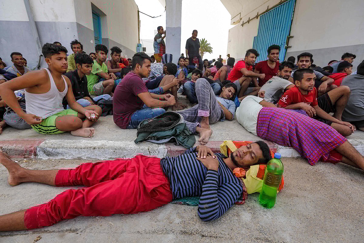ভূমধ্যসাগর থেকে ২৬৭ জনকে ভাসমান অবস্থায় উদ্ধার করেছে তিউনিসিয়ার কোস্টগার্ড