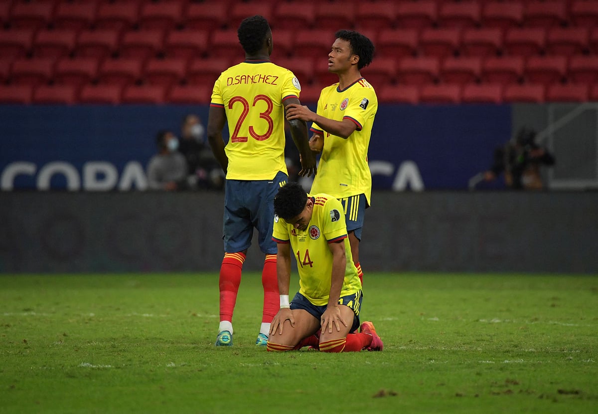 টাইব্রেকারের সময় গোলকিপার মার্তিনেজের কথার তিরে বিদ্ধ কলম্বিয়া।