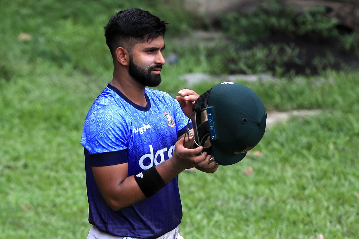 জাতীয় দলের ক্রিকেটার শামীম হোসেন