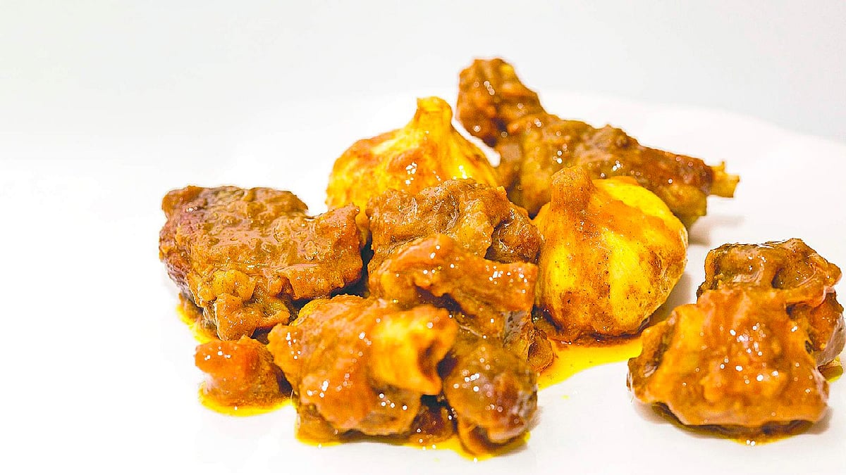 আস্ত রসুনে খাসি ভুনা